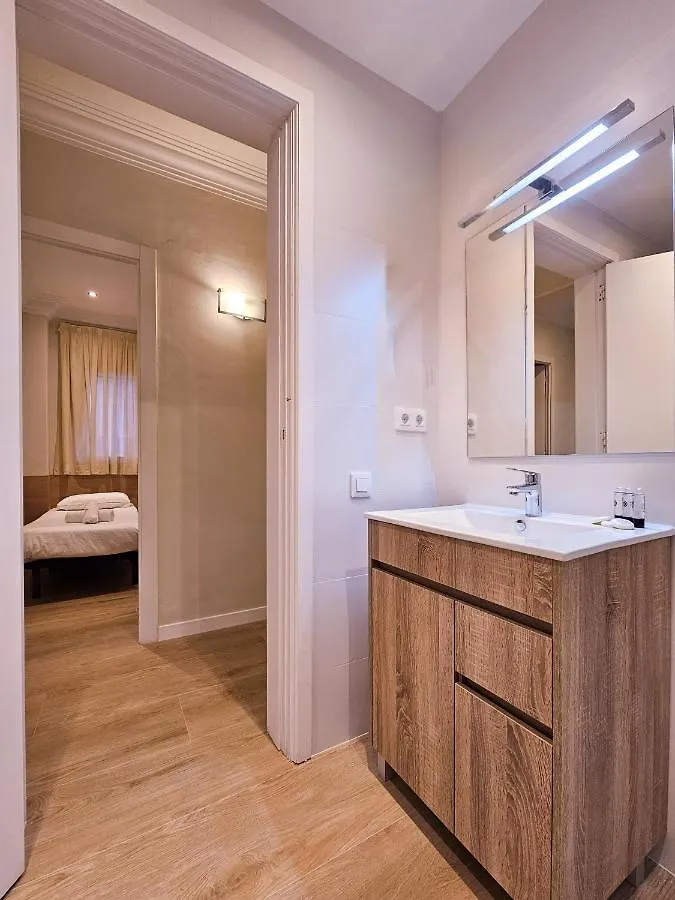 Classbedroom Park Gueell Apartment Barcelona