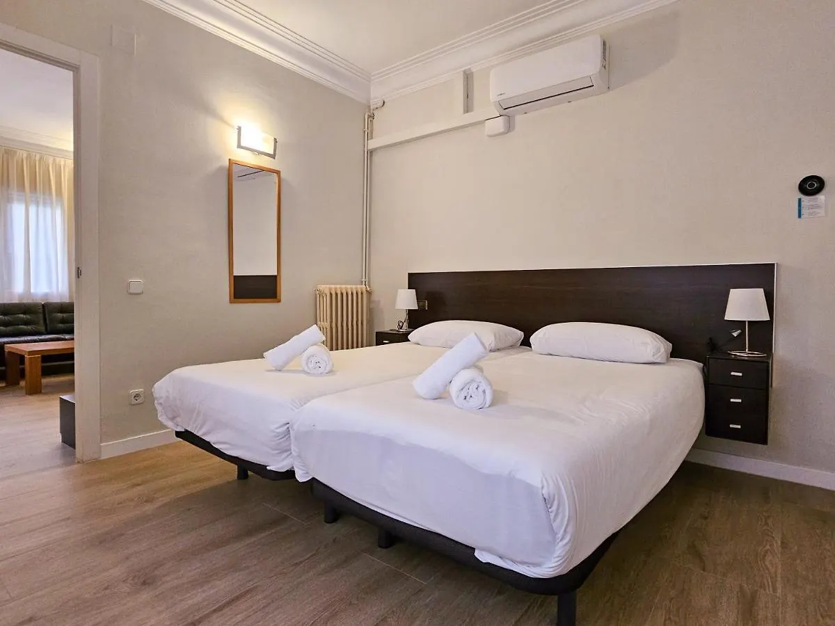 Classbedroom Park Gueell Apartment Barcelona